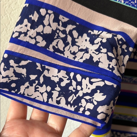 Diane Von Furstenberg Ruby Silk Shift Dress size 12 floral and stripe - Picture 4 of 9